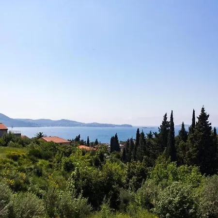 Avoca - Four Bedroom With Swimming Pool Villa Mlini