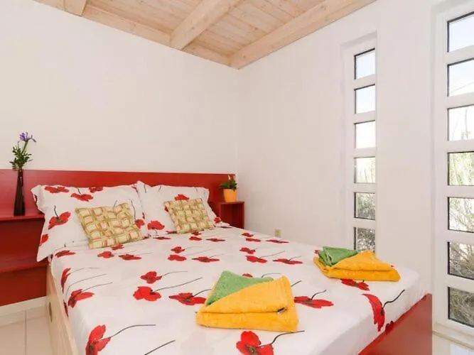 Avoca - Four Bedroom With Swimming Pool 빌라