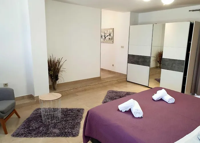 빌라 Avoca - Four Bedroom With Swimming Pool *