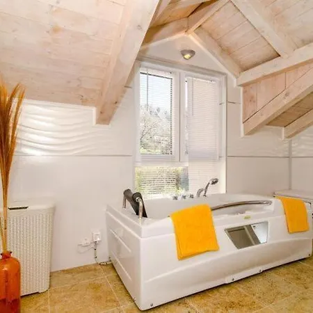 别墅 Avoca - Four Bedroom With Swimming Pool 米利尼